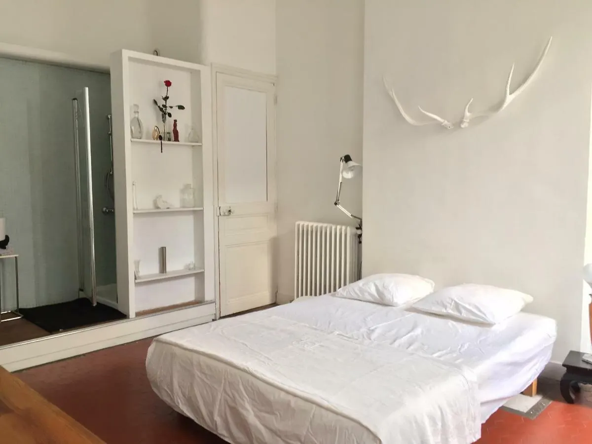 Liberte Bed & Breakfast Marseille