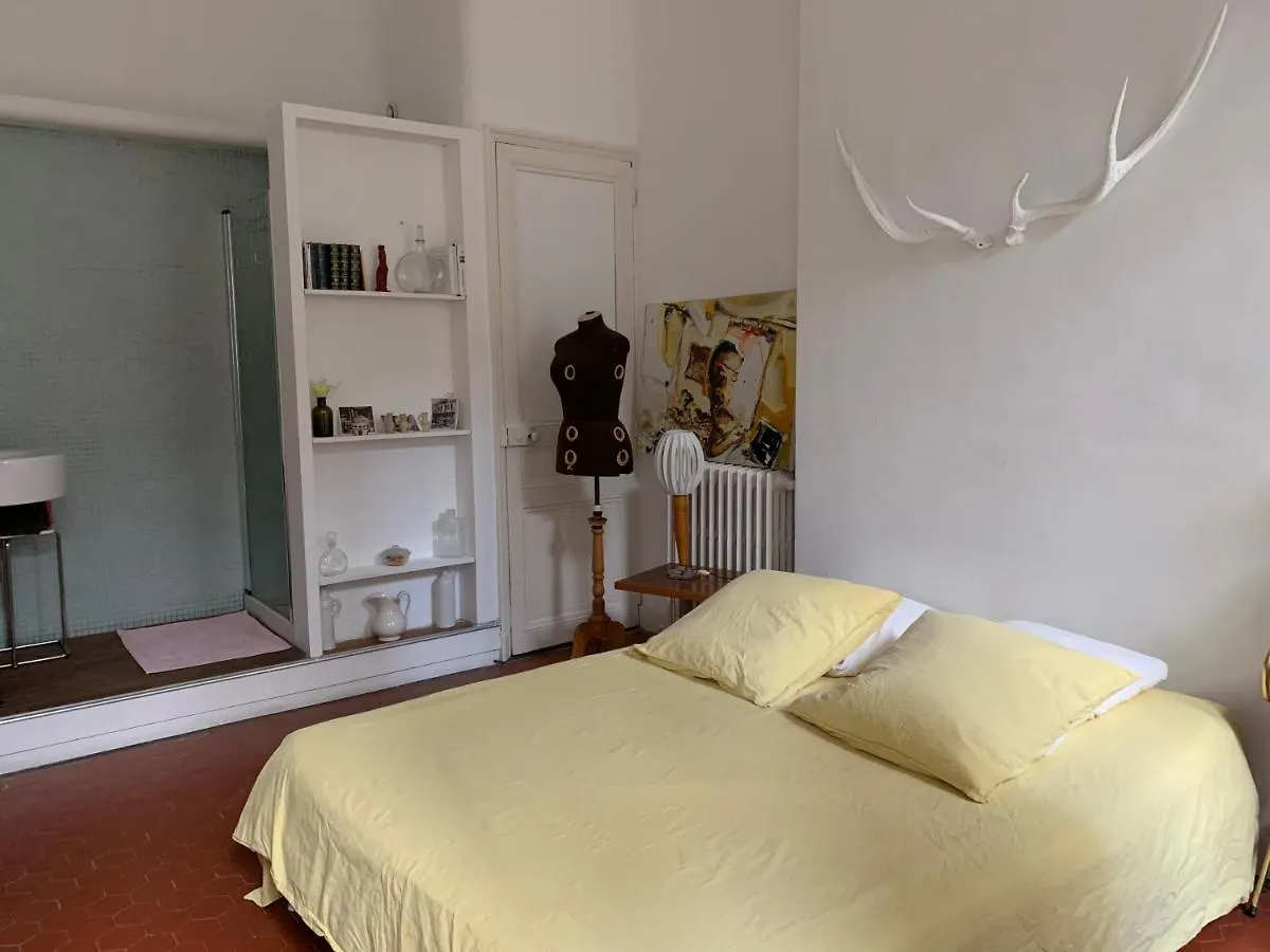 Bed and Breakfast Liberté Marseilles Frühstückspension